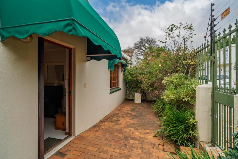 3 Bedroom Property for Sale in Rondebosch Western Cape